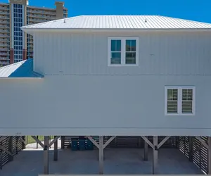 Photo 2 - Azure Horizon Beachfront Charm in Gulf Shores
