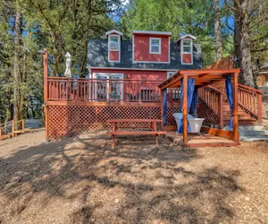 Photo 2 - Mays Luxury Farm Stays