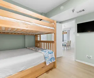 Photo 4 - Romar Place 806