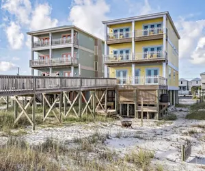 Photo 2 - Beachfront 8bedrooms Lemonshello
