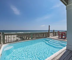 Photo 2 - Beachfront 5bed Easybreezy East