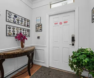 Photo 5 - Comfortable 3BR Near Convention Center Epic Park