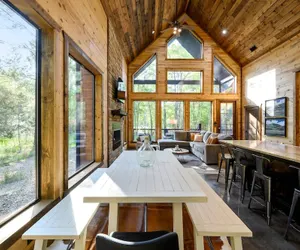Photo 4 - Luxurious Bright Modern Broken Bow Dream Retreat