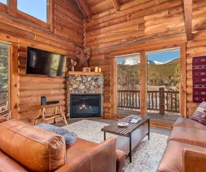Photo 3 - Private Luxurious Cabin w spa Near Breckenridge