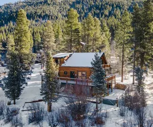 Photo 5 - Private Luxurious Cabin w spa Near Breckenridge