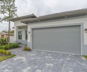 Photo 2 - Sparkling new Vanderbilt Beach Luxury Escape