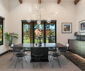 Photo 3 - Architecturally Stunning Cle Elum Luxury Retreat