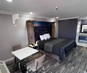 Photo 2 - Paradise Inn