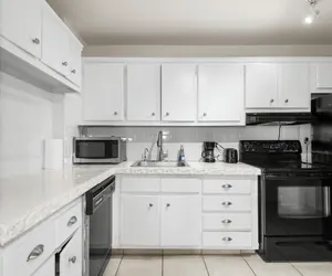 Photo 5 - Bay Harbor Sunset Apt 3A