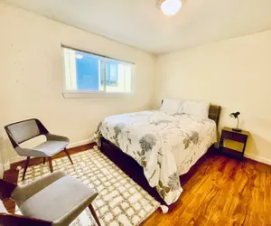 Photo 3 - The Seattle Haven - Modern Suites
