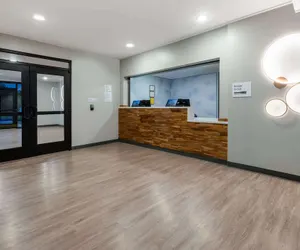 Photo 2 - Echo Suites Extended Stay By Wyndham Johnson City Medical Cr