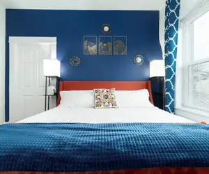 Photo 3 - Beehive by Cloud Dream Homes