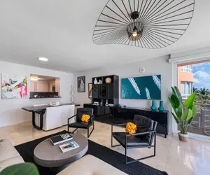 Photo 5 - Sunny side suites