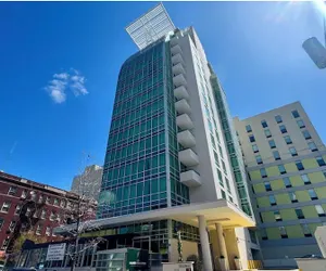 Photo 2 - LIC Manhattan View Hotel