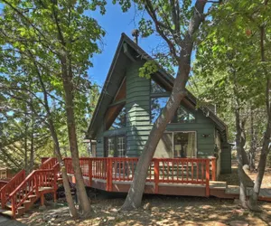 Photo 2 - Alpine A-frame Tranquil Retreat in Big Bear Lake!