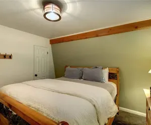 Photo 5 - Owls Nest-Cozy Mountain Retreat
