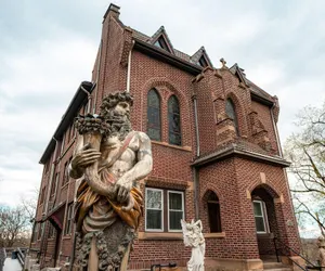 Photo 2 - Chateau Connellsville
