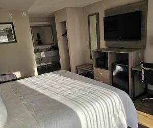 Photo 2 - Quality Inn & Suites Ocala I-75 North