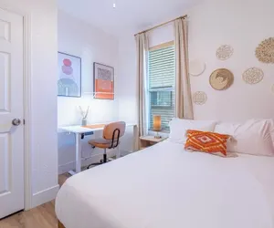 Photo 5 - Charming Family 2BR Midtown Reno - Pets Welcome