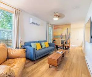 Photo 2 - Charming Family 2BR Midtown Reno - Pets Welcome