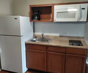 Photo 3 - Suburban Studios Extended Stay Hotel