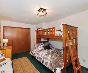 Photo 5 - Everwood Serenity Treehouse
