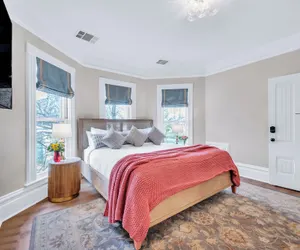 Photo 5 - Hennessey Estate