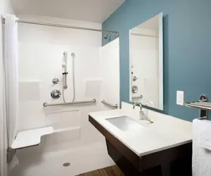 Photo 4 - Woodspring Suites Rogers Bentonville