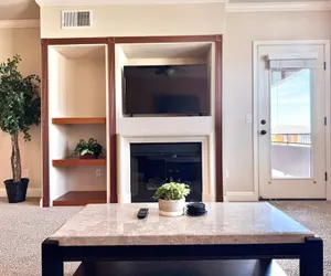 Photo 5 - New Cozy Stylish 1BR With Heated Pool Relaxing Spa Sauna
