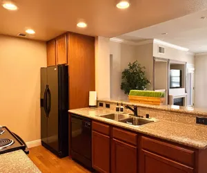 Photo 3 - New Cozy Stylish 1BR With Heated Pool Relaxing Spa Sauna