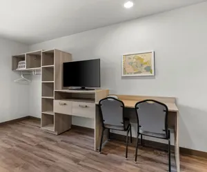Photo 5 - Woodspring Suites Anderson North I-85