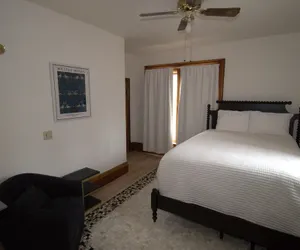 Photo 4 - Garfield Inn