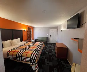Photo 4 - luxury inn