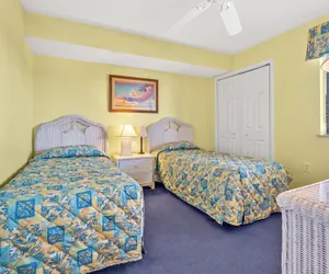 Photo 4 - Ocean Bay Club 909