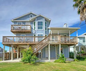 Photo 2 - Sleeps 20! 2 Homes Near the Beach, Private Pools, Gameroom, Large Family Retreat