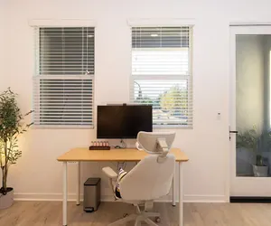 Photo 5 - Modern Designer Stay Bright Chic Spacious