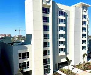 Photo 2 - ChartHouse Clearwater Beach Marina Hotel