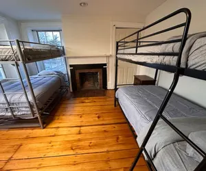 Photo 4 - Hostel Medford