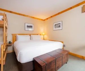 Photo 3 - Selkirk Lodge