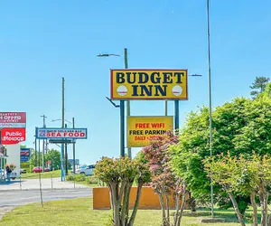 Photo 2 - OYO Hotel Jonesboro Near Atlanta Airport