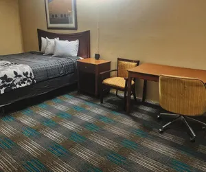 Photo 5 - Executive Inn Laurel