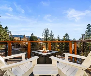 Photo 2 - Moonridge Chalet