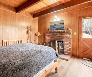 Photo 4 - Joebellarue Home