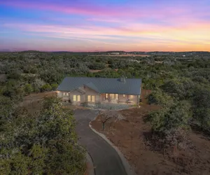 Photo 2 - Luxury in the Hill Country, 10-mins to Downtown!