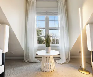 Photo 5 - Ultra-Modern Luxe Sleek & Stunning Stay