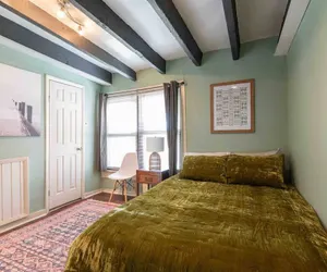 Photo 5 - 1918 Duplex with Character City Center