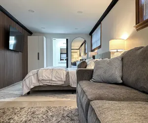 Photo 5 - DTW Suites