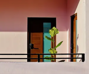 Photo 2 - Room 7: Design-Forward Studio by Lagoon