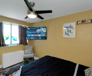 Photo 4 - Spacious 3BR Condo in DTWN