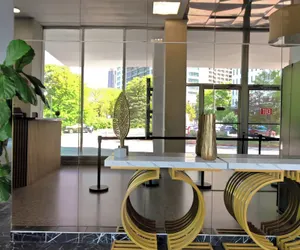 Photo 2 - Spacious 3BR Condo in DTWN